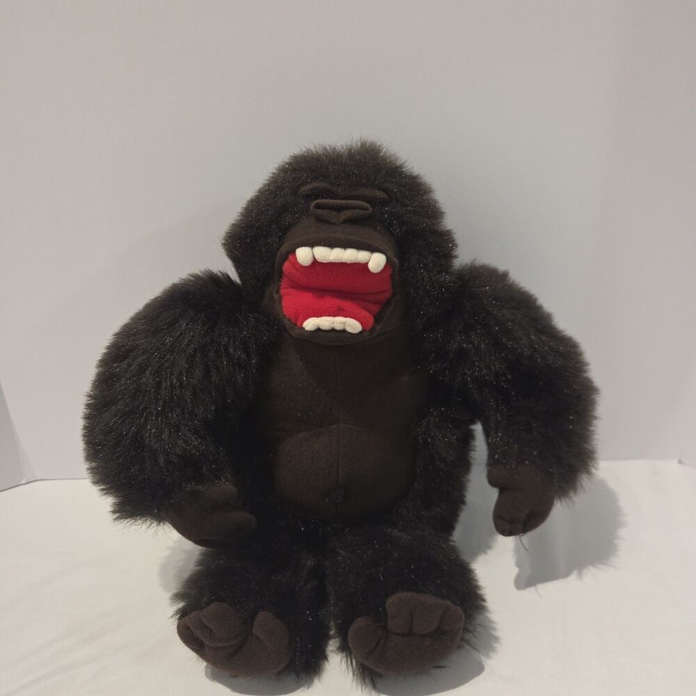 RARE 1986 Carousel Universal City Studios 15” King Kong Plush Vintage